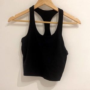 Black cropped tank